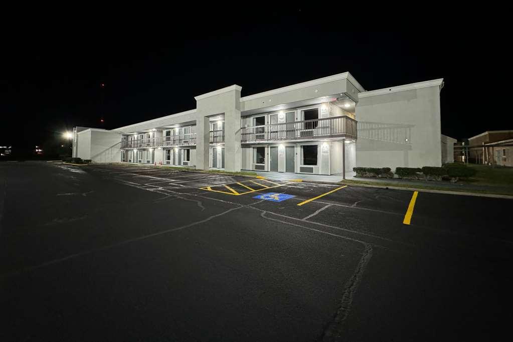 Suburban Studios Gainesville Ngoại thất bức ảnh